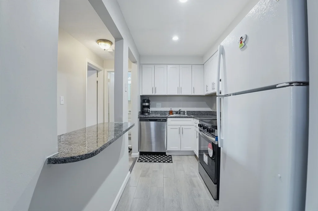 1 bed, 1 bath apartment for rent at 180 Main St Unit B34, Bridgewater — photo 11 of 20