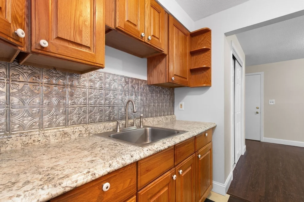 1 bed, 1 bath apartment for rent at 180 Main St Unit D80, Bridgewater — photo 8 of 20