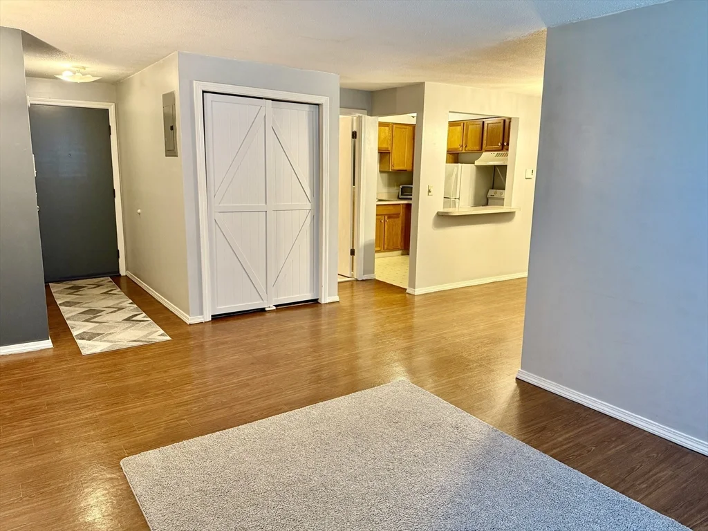 1 bed, 1 bath apartment for rent at 180 Main St Unit F140, Bridgewater — photo 3 of 14