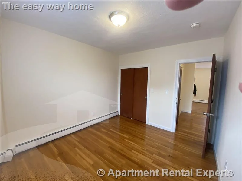 2 bed, 1 bath apartment for rent at 180 N Beacon St Unit 11, Brighton — photo 3 of 9