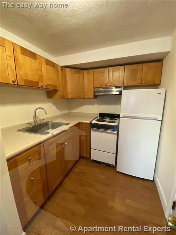 1 bed, 1 bath apartment for rent at 180 N Beacon St Unit 24, Brighton — photo 1 of 5