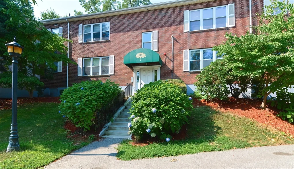 2 bed, 2 bath apartment for rent at 180 Newton St Unit 2, New Bedford — photo 1 of 30