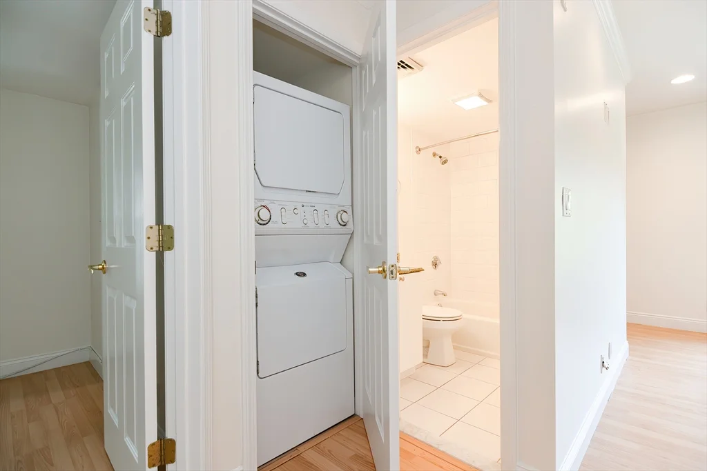 2 bed, 2 bath apartment for rent at 180 Newton St Unit 2, New Bedford — photo 12 of 30
