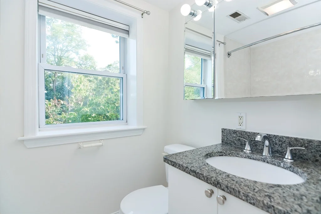 2 bed, 2 bath apartment for rent at 180 Newton St Unit 2, New Bedford — photo 18 of 30