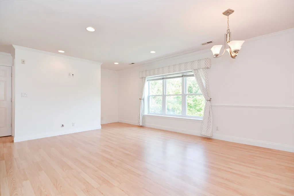 2 bed, 2 bath apartment for rent at 180 Newton St Unit 2, New Bedford — photo 5 of 30