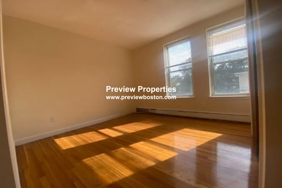 2 bed, 1 bath apartment for rent at 180 North Beacon St Unit 11P, Brighton — photo 3 of 7