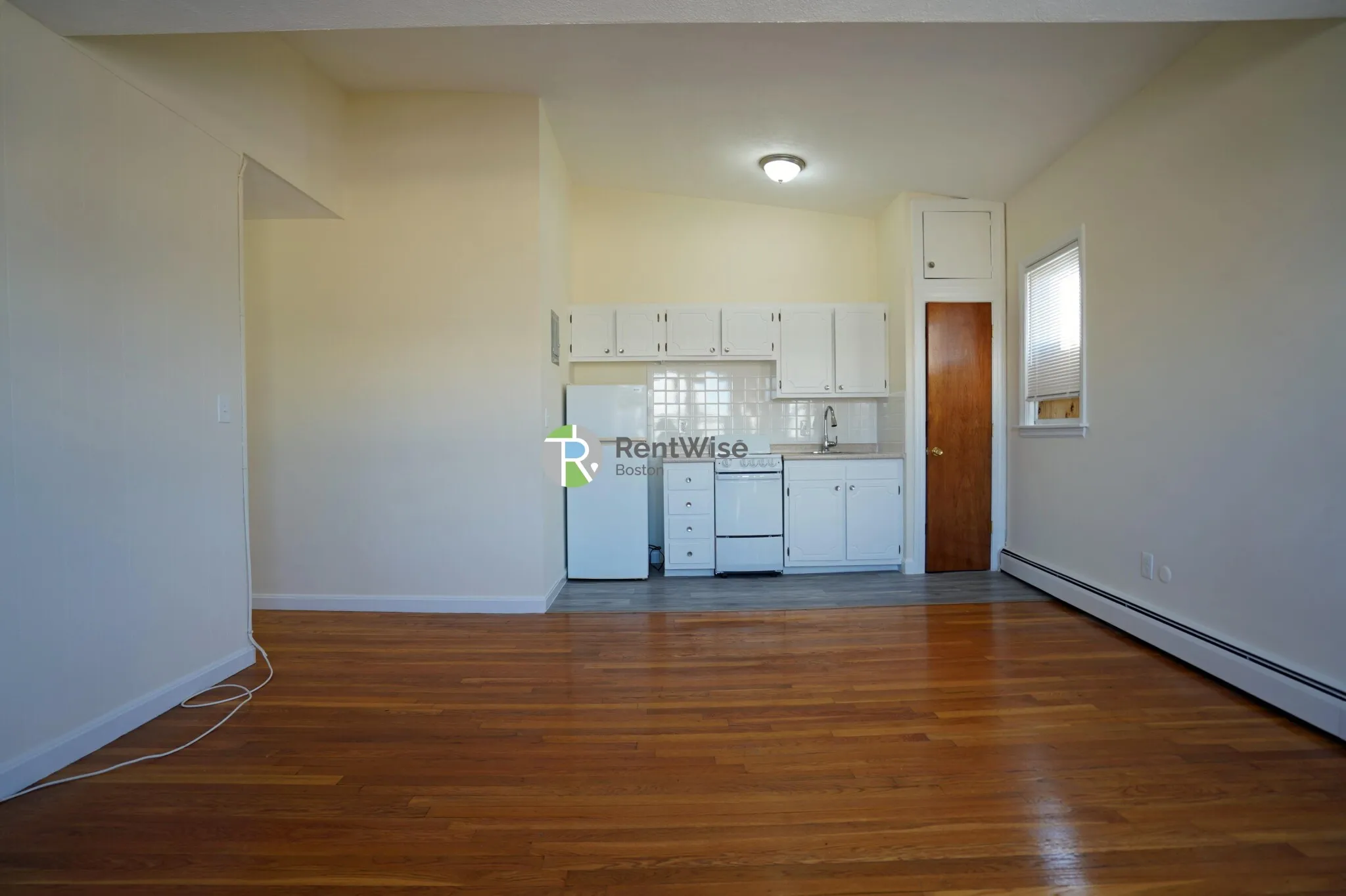 1 bed, 1 bath apartment for rent at 180 North Beacon St Unit 24, Brighton — photo 4 of 10