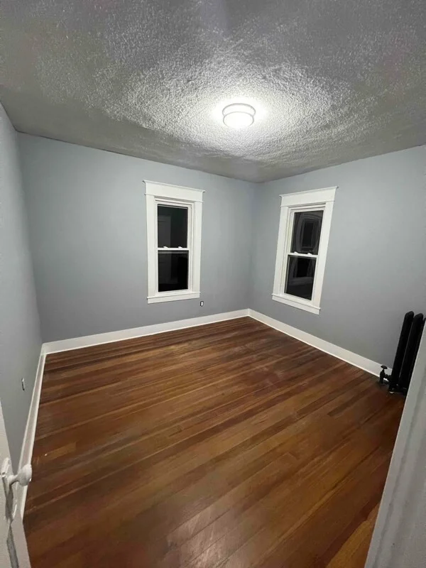 3 bed, 1 bath apartment for rent at 180 Oak Grove Ave Unit 1, East Springfield — photo 3 of 6