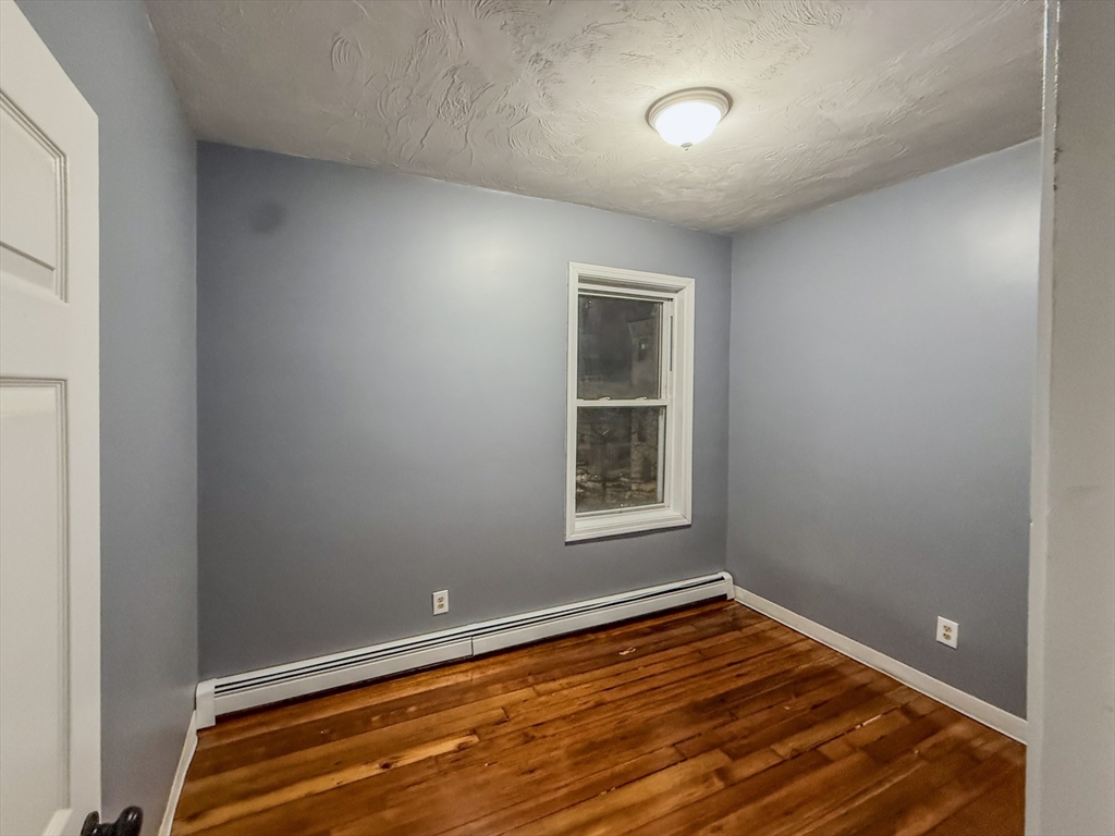 4 bed, 1 bath apartment for rent at 180 Quincy St Unit 3, Boston — photo 7 of 14