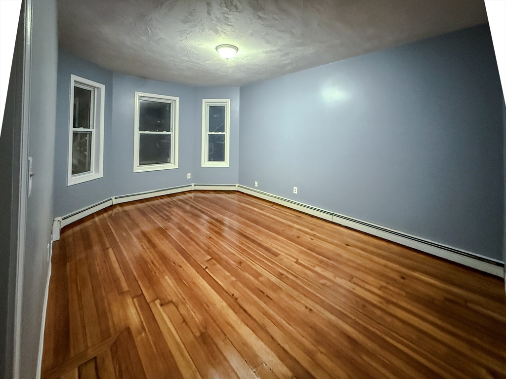 4 bed, 1 bath apartment for rent at 180 Quincy St Unit 3, Boston — photo 2 of 14