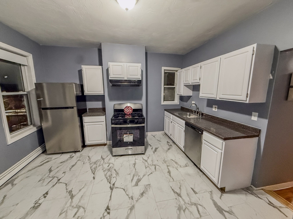 4 bed, 1 bath apartment for rent at 180 Quincy St Unit 3, Boston — photo 1 of 14