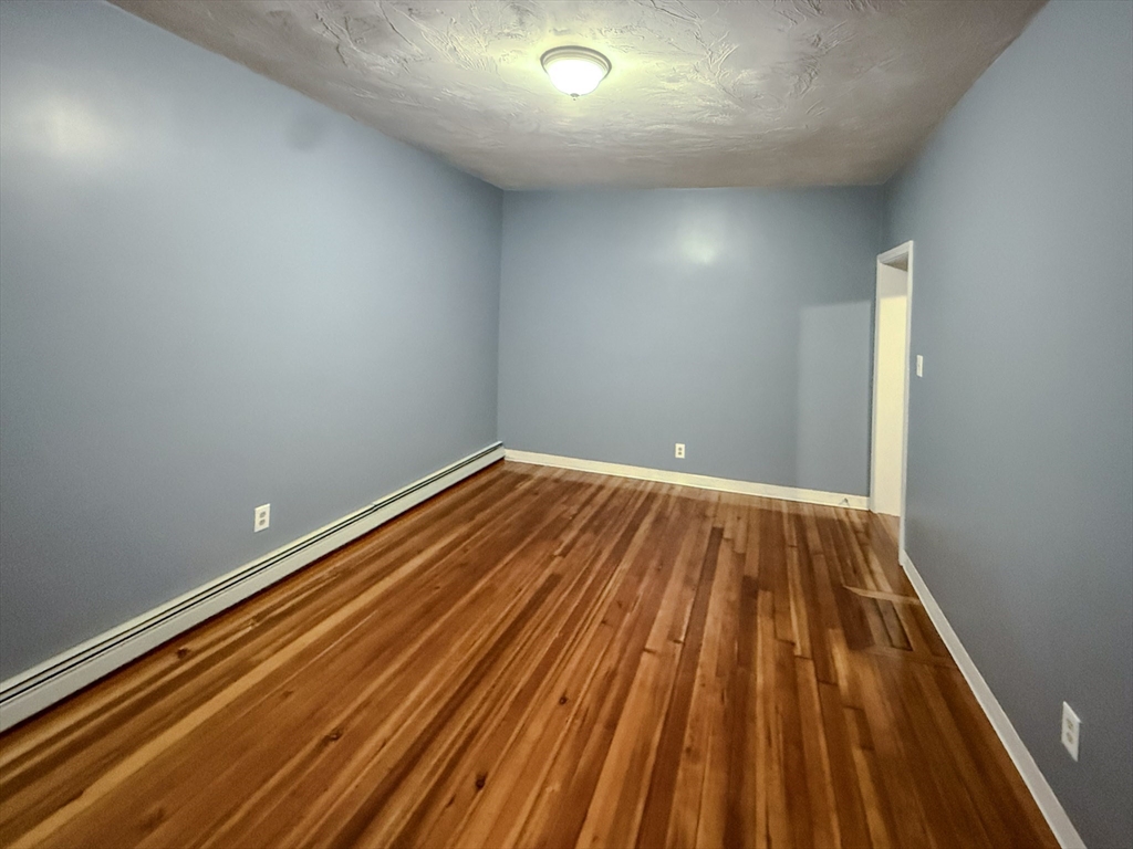 4 bed, 1 bath apartment for rent at 180 Quincy St Unit 3, Boston — photo 3 of 14