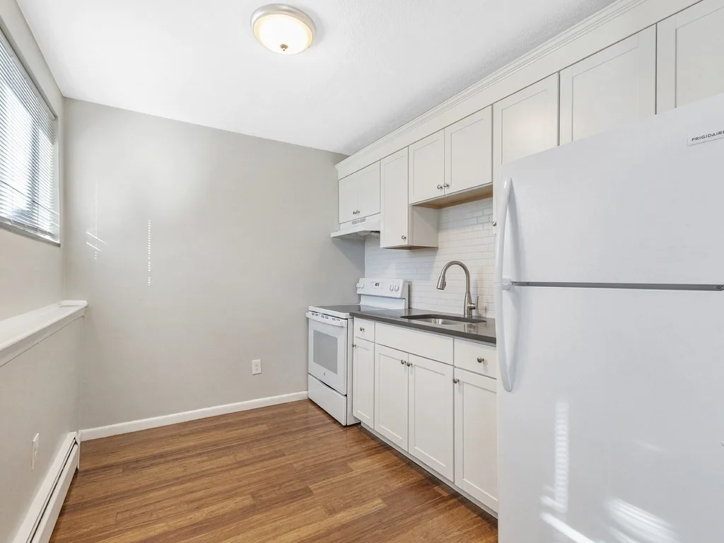 Studio bed, 1 bath apartment for rent at 180 River St Unit A4, Waltham — photo 10 of 23