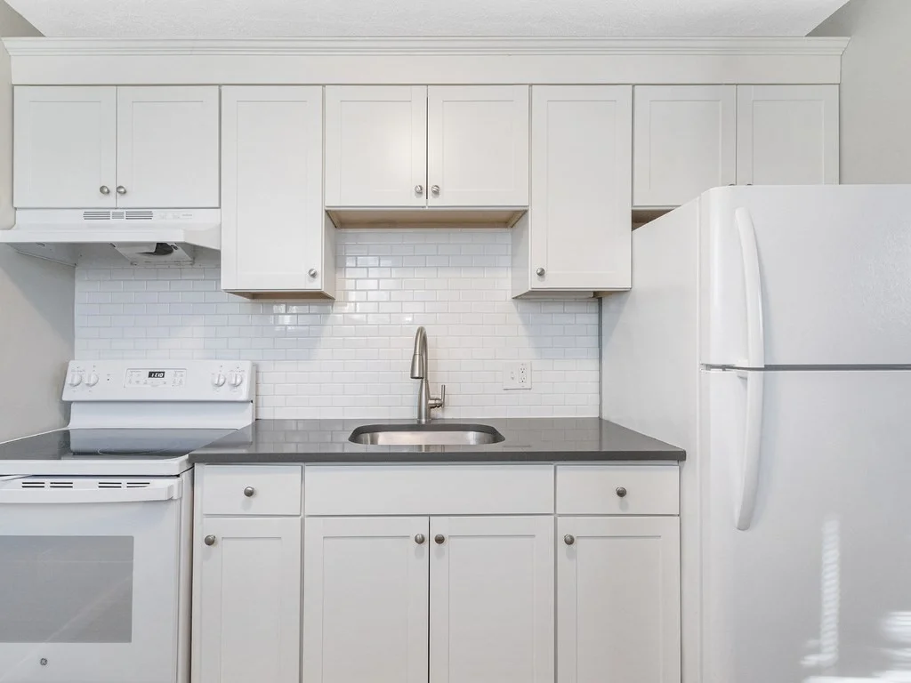 Studio bed, 1 bath apartment for rent at 180 River St Unit A4, Waltham — photo 8 of 23