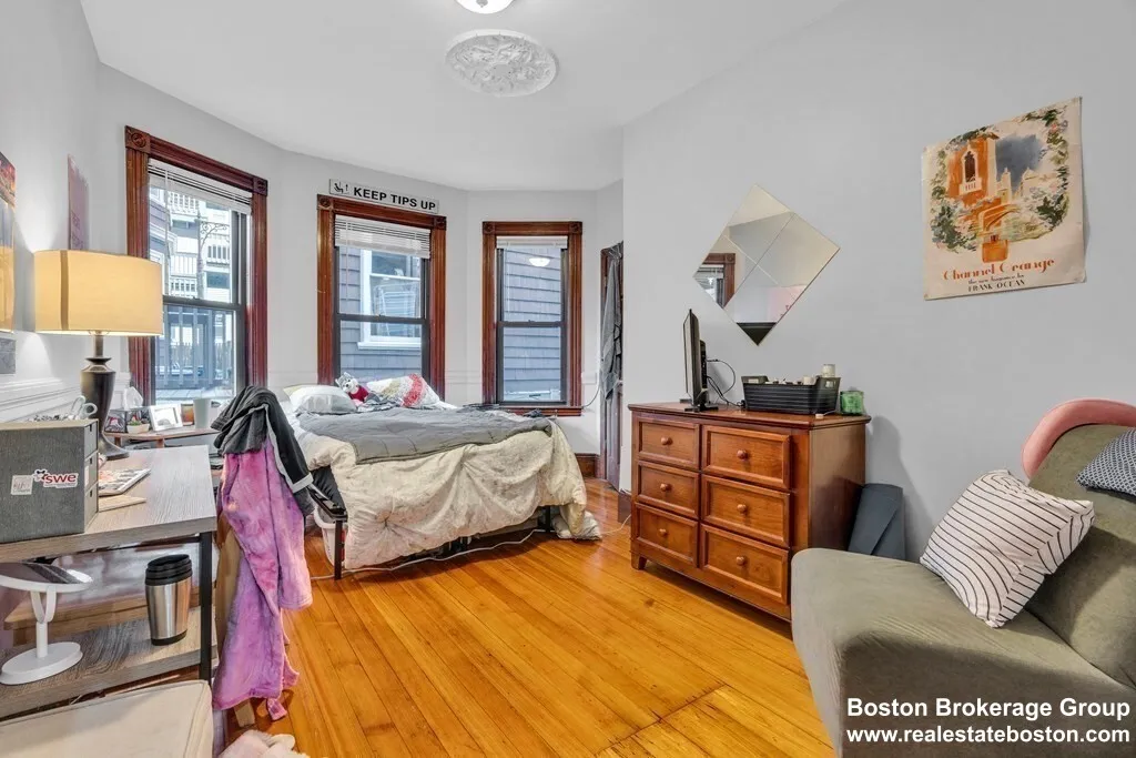 6 bed, 2 bath apartment for rent at 180 Saint Alphonsus St Unit 3, Mission Hill — photo 10 of 39