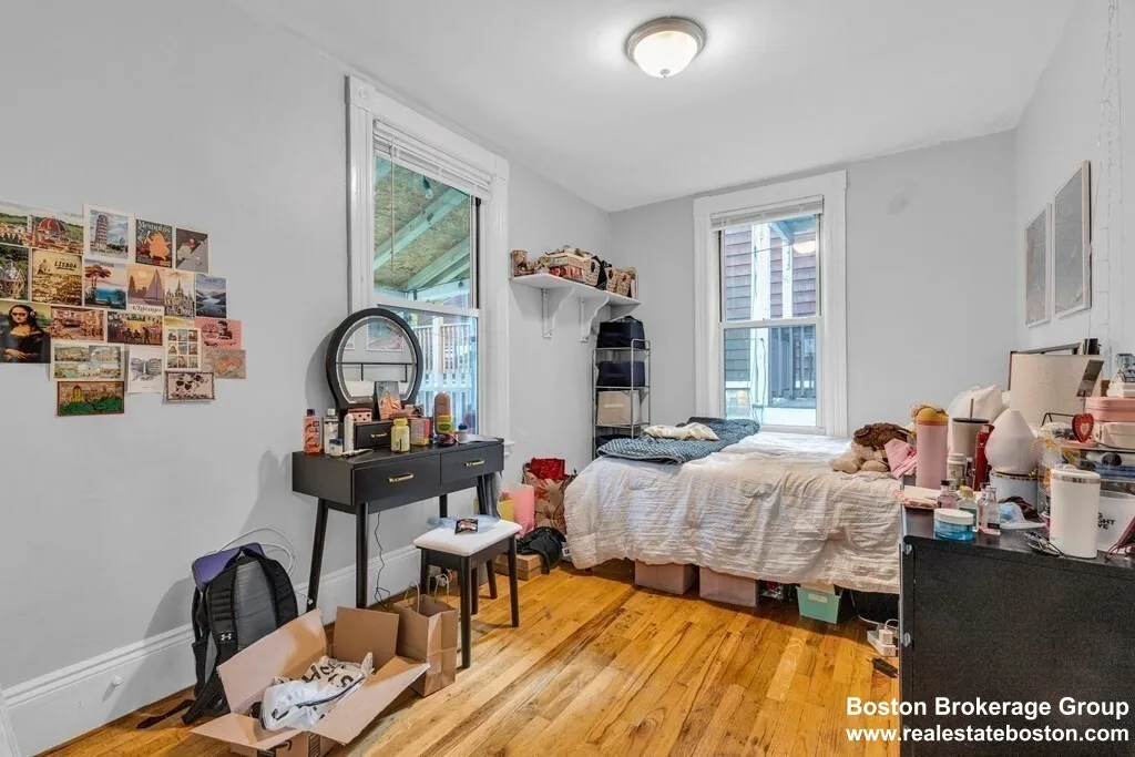 6 bed, 2 bath apartment for rent at 180 Saint Alphonsus St Unit 3, Mission Hill — photo 9 of 39