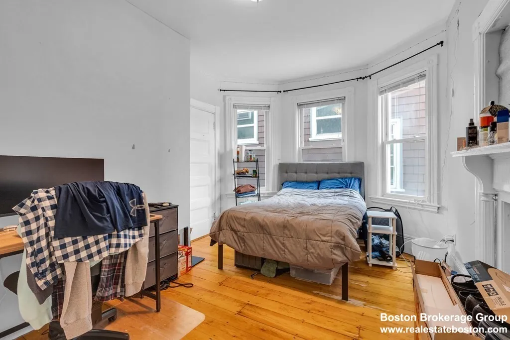 6 bed, 2 bath apartment for rent at 180 Saint Alphonsus St Unit 3, Mission Hill — photo 29 of 39