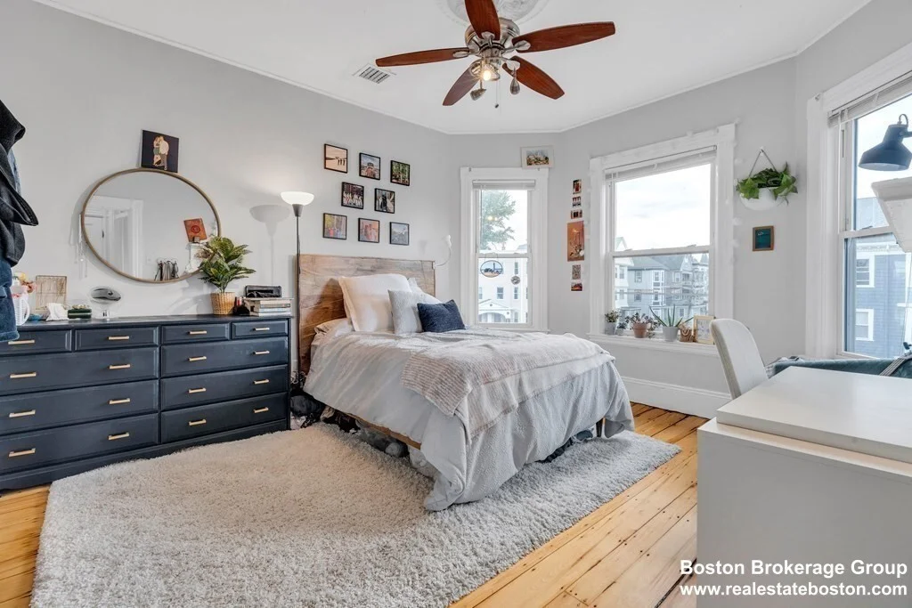 5 bed, 2 bath apartment for rent at 180 St Alphonsus Unit 2, Mission Hill — photo 6 of 16