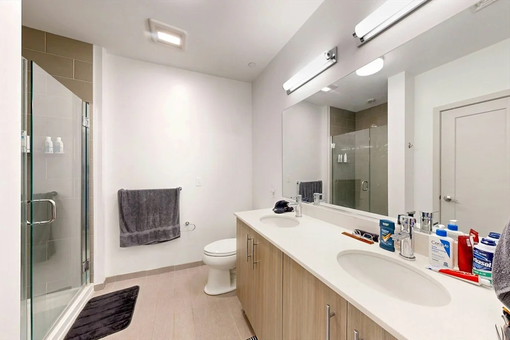 1 bed, 1 bath apartment for rent at 180 Telford St Unit 321, Brighton — photo 9 of 16