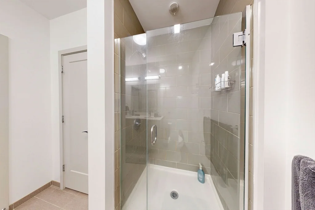 1 bed, 1 bath apartment for rent at 180 Telford St Unit 321, Brighton — photo 8 of 16