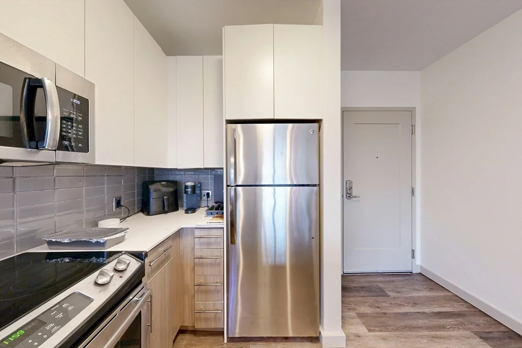 1 bed, 1 bath apartment for rent at 180 Telford St Unit 321, Brighton — photo 4 of 16