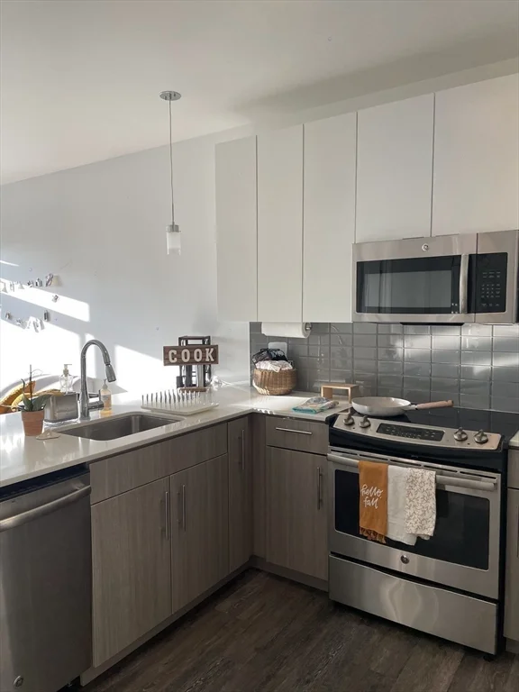 1 bed, 1 bath apartment for rent at 180 Telford St Unit 36, Lower Allston — photo 12 of 26