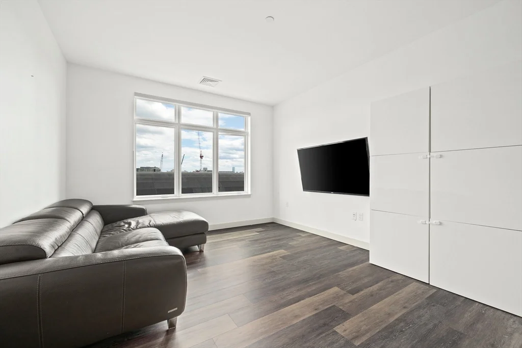 1 bed, 1 bath apartment for rent at 180 Telford St Unit 403, Brighton — photo 5 of 36