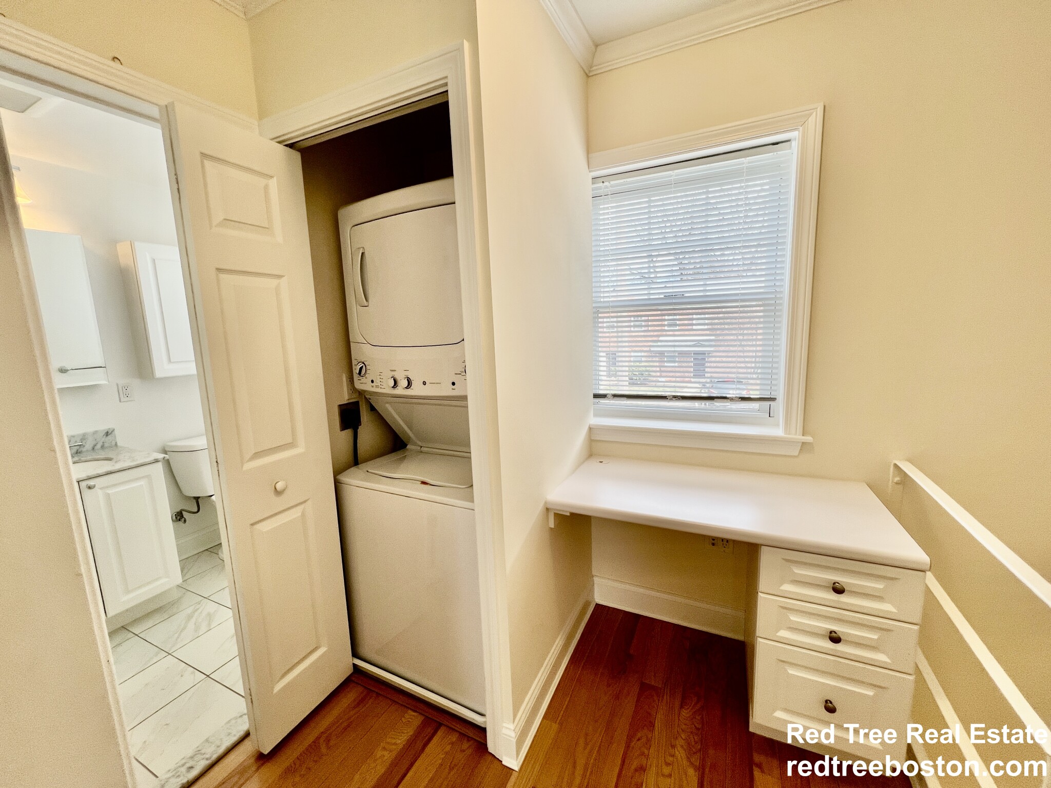2 bed, 1 bath apartment for rent at 180 Thornton Rd Unit 1, Chestnut Hill — photo 6 of 19