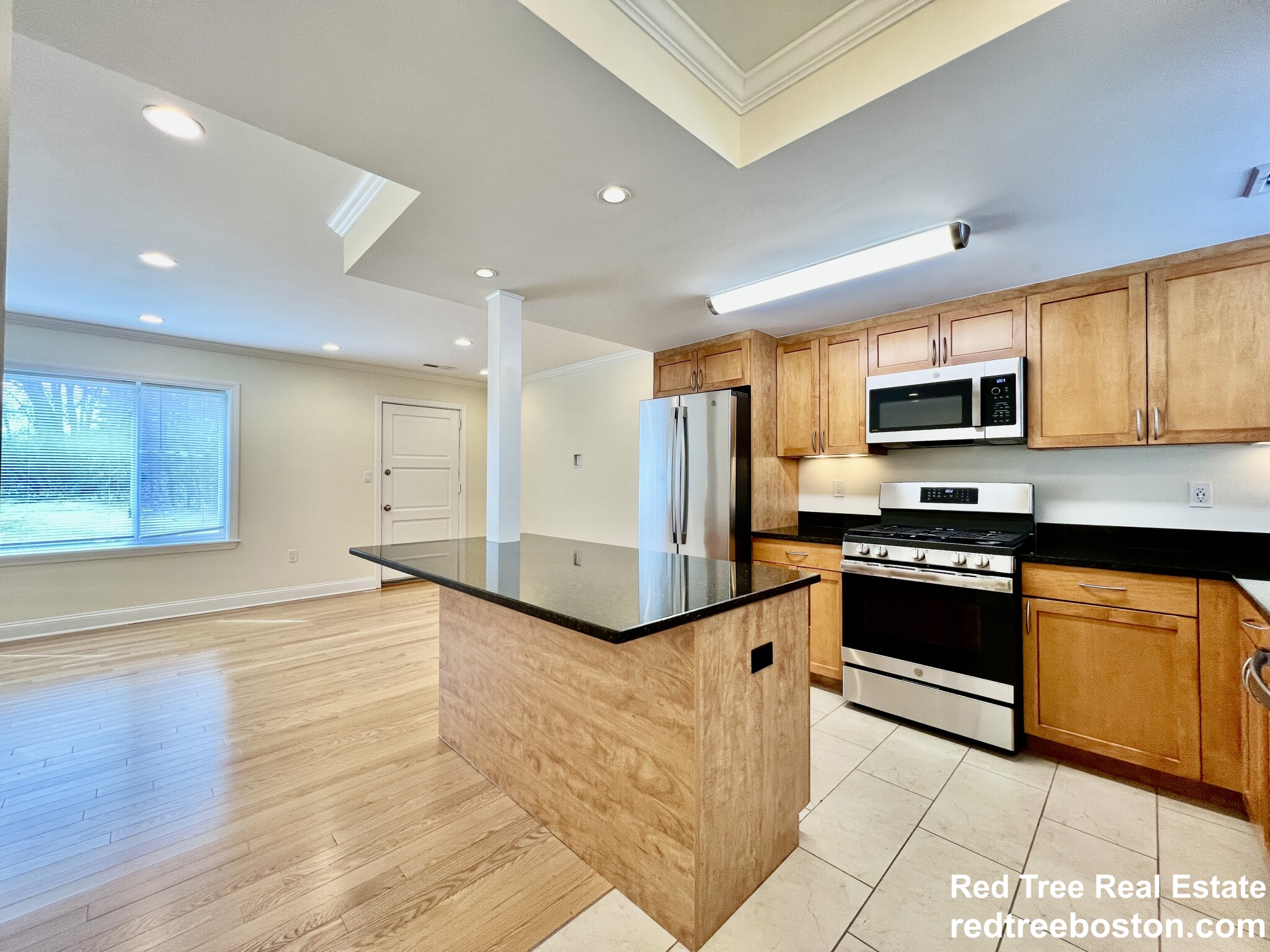 2 bed, 1 bath apartment for rent at 180 Thornton Rd Unit 1, Chestnut Hill