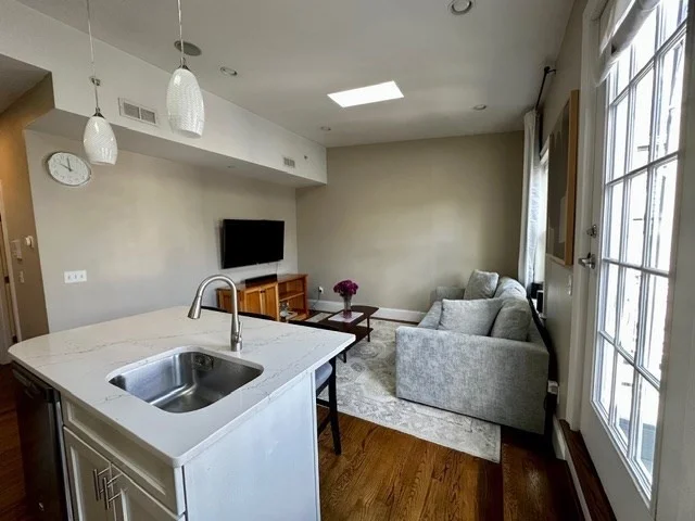 1 bed, 1 bath apartment for rent at 180 W 7th St Unit 3, South Boston — photo 2 of 8