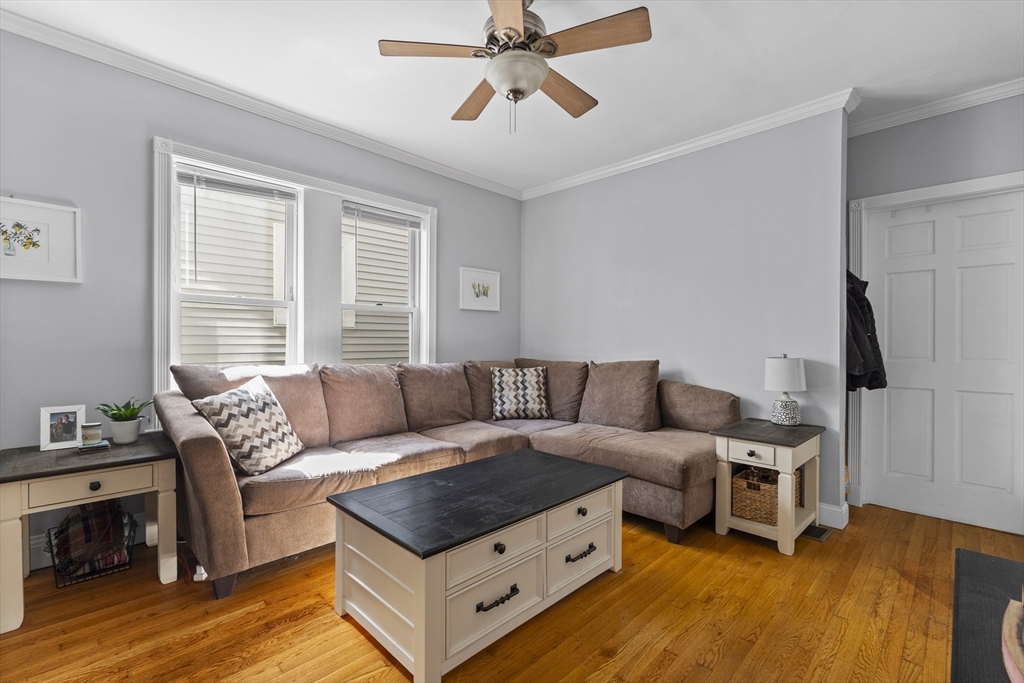 2 bed, 1 bath apartment for rent at 180 W 8th Unit 1, South Boston — photo 4 of 13