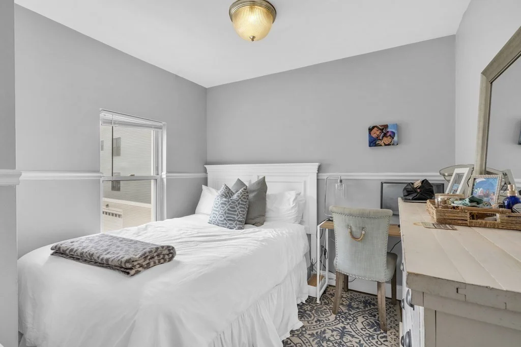 3 bed, 1 bath apartment for rent at 180 W 8th Unit 2, South Boston — photo 9 of 17