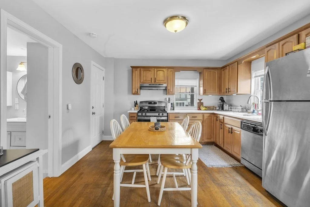 3 bed, 1 bath apartment for rent at 180 W 8th Unit 2, South Boston — photo 11 of 17