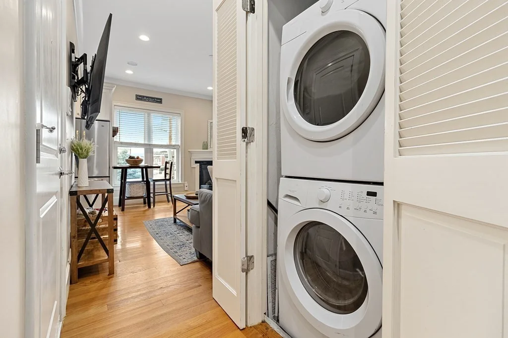 2 bed, 1 bath apartment for rent at 180 W Seventh St Unit 2, Boston — photo 9 of 12