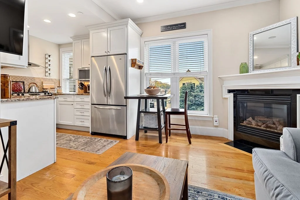 2 bed, 1 bath apartment for rent at 180 W Seventh St Unit 2, Boston — photo 3 of 12