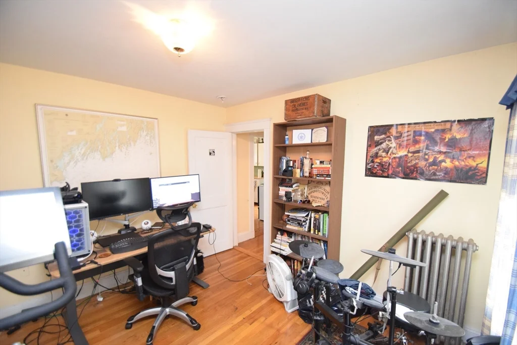 4 bed, 2 bath apartment for rent at 180 Washington St Unit 2, Brighton — photo 13 of 17