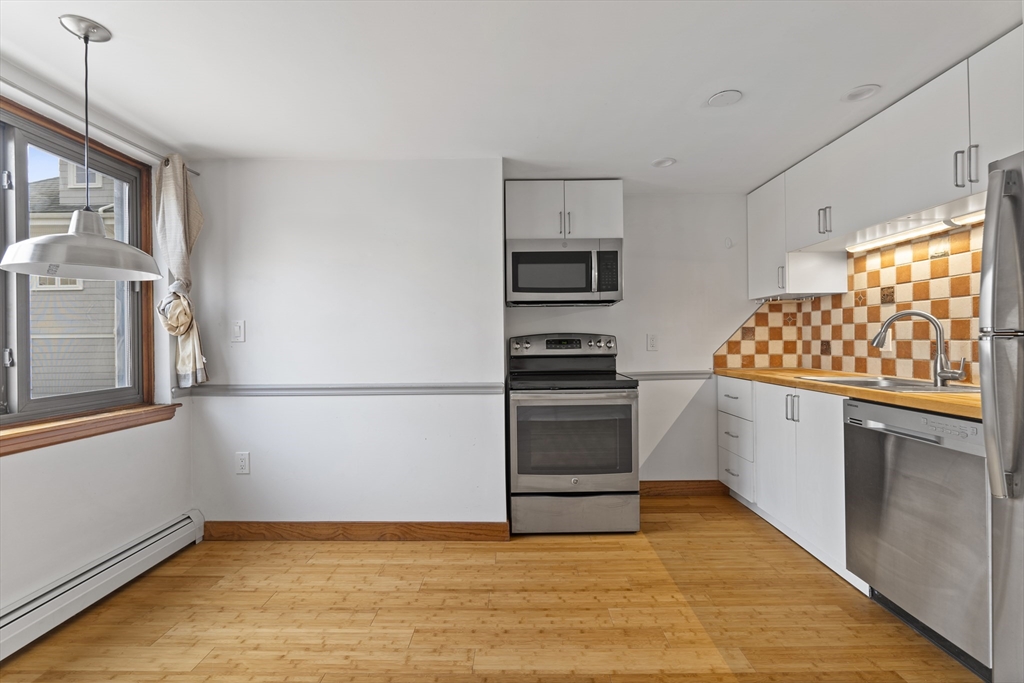 2 bed, 1 bath apartment for rent at 1800 Columbia Rd Unit 2, South Boston — photo 5 of 9