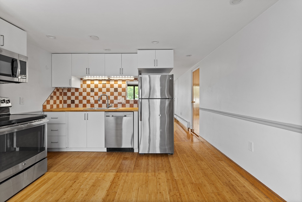 2 bed, 1 bath apartment for rent at 1800 Columbia Rd Unit 2, South Boston — photo 6 of 9