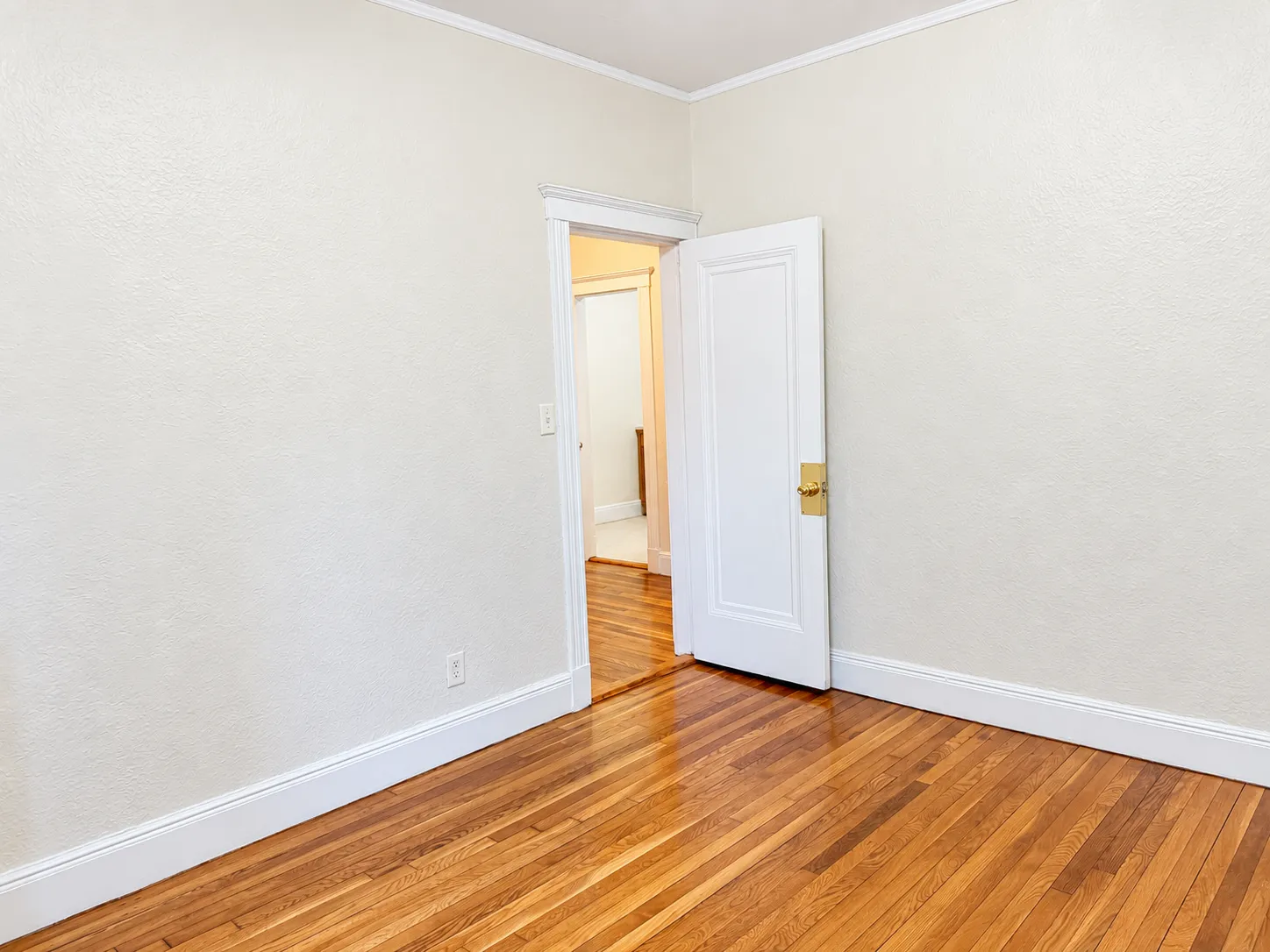 1 bed, 1 bath apartment for rent at 1800 Commonwealth Ave Unit 11, Brighton — photo 3 of 10