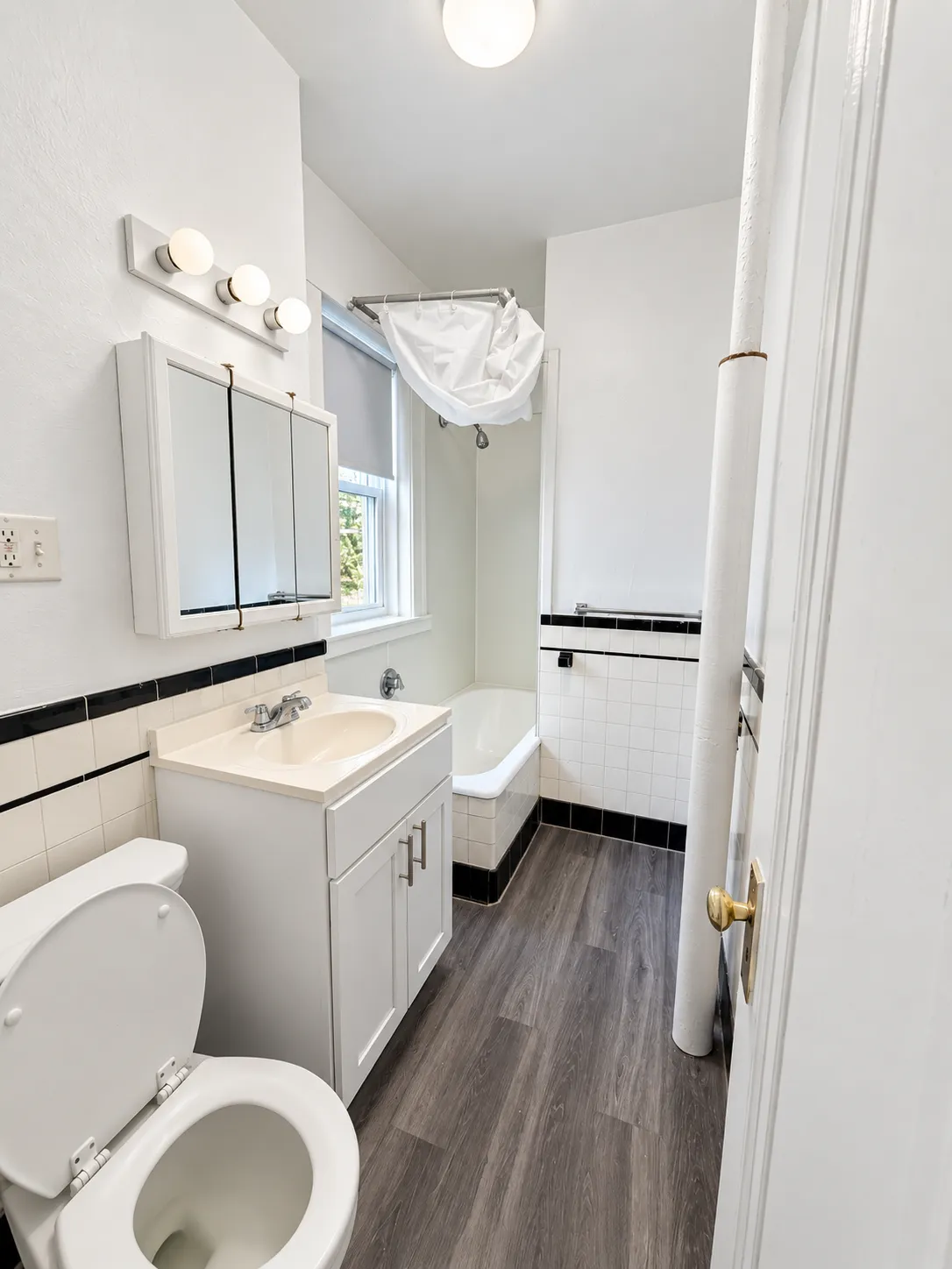 1 bed, 1 bath apartment for rent at 1800 Commonwealth Ave Unit 11, Brighton — photo 2 of 10