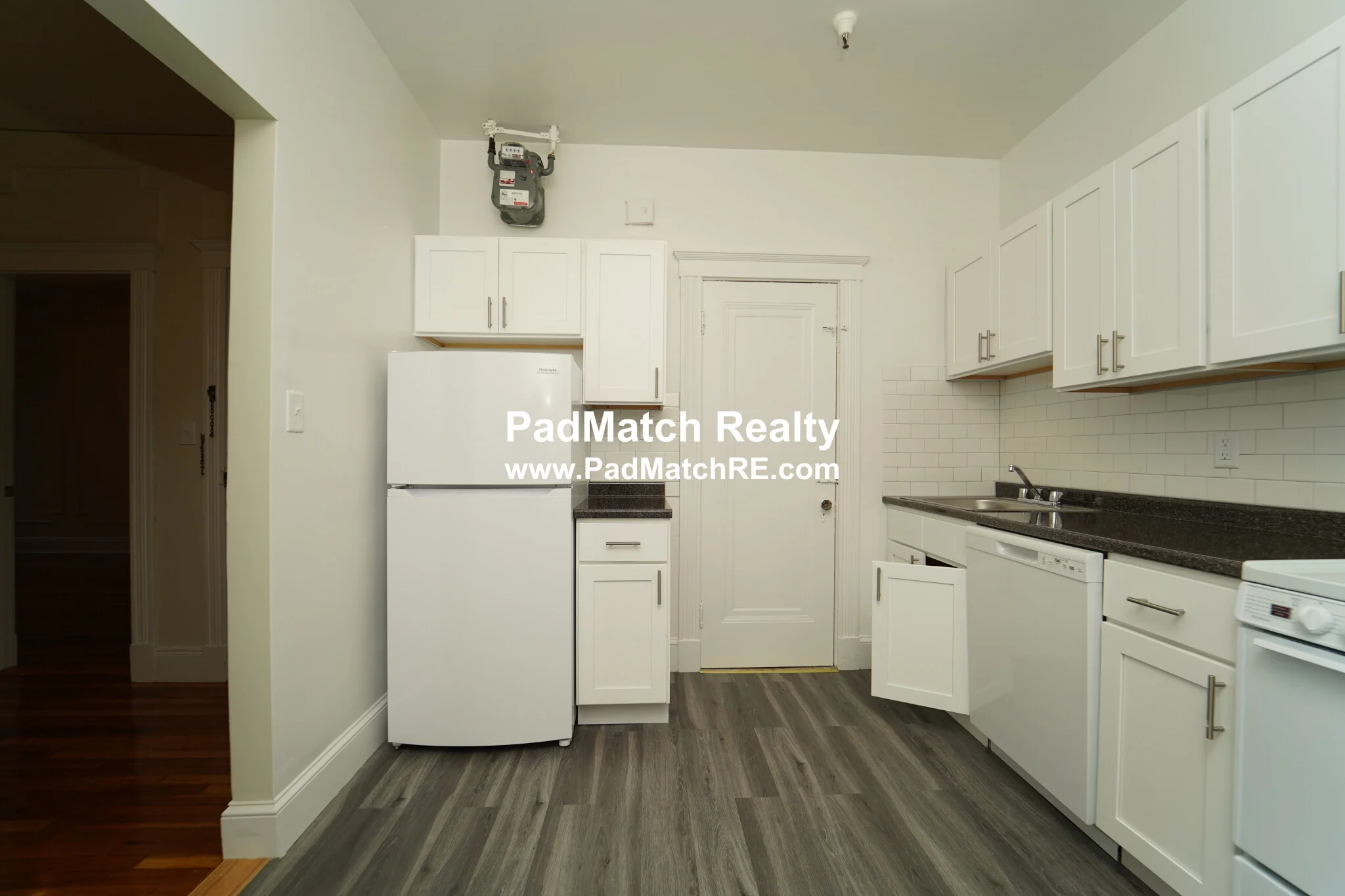 3 bed, 1 bath apartment for rent at 1800 Commonwealth Ave Unit 31, Brighton — photo 3 of 17