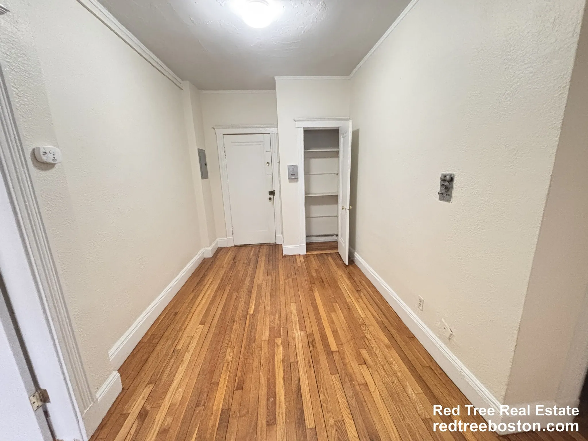 2 bed, 1 bath apartment for rent at 1800 Commonwealth Ave Unit 8, Brighton — photo 2 of 14