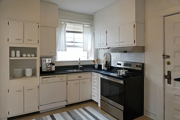 3 bed, 1 bath apartment for rent at 1800 Massachusetts Ave Unit 1800-22, Neighborhood Nine — photo 1 of 6