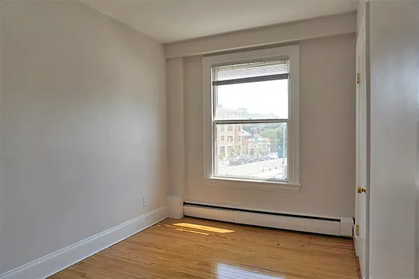 3 bed, 1 bath apartment for rent at 1800 Massachusetts Ave Unit 1800-22, Neighborhood Nine — photo 4 of 6