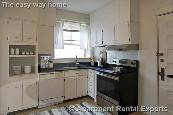 3 bed, 1 bath apartment for rent at 1800 Massachusetts Ave Unit 22, Porter Square — photo 1 of 6