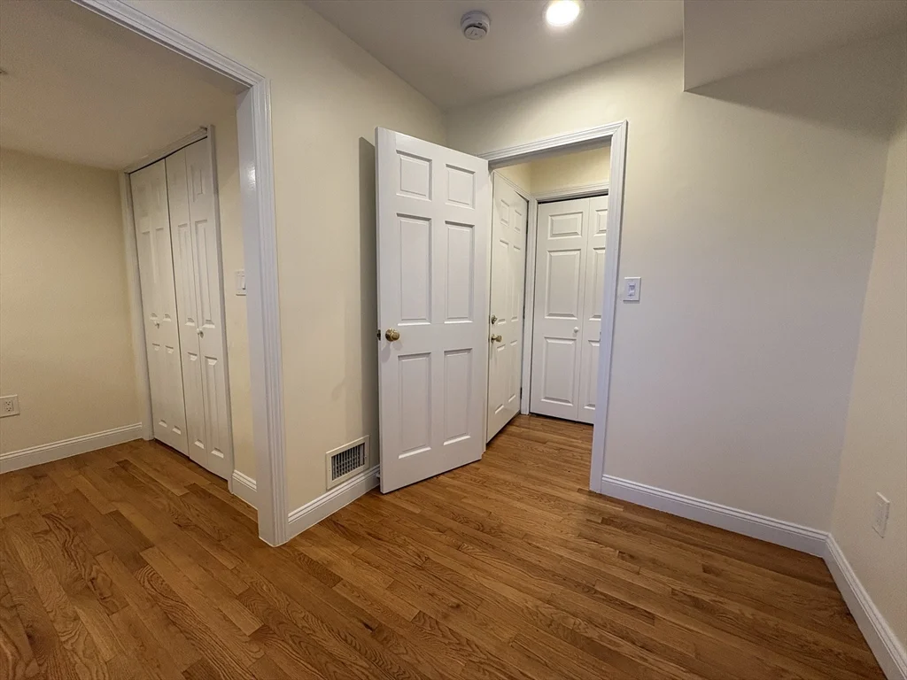 1 bed, 1 bath apartment for rent at 1801 Beacon St Unit 1, Brookline — photo 14 of 14