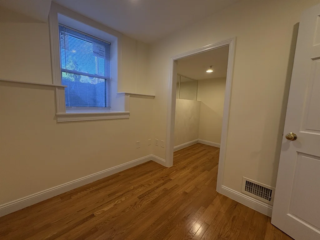 1 bed, 1 bath apartment for rent at 1801 Beacon St Unit 1, Brookline — photo 12 of 14