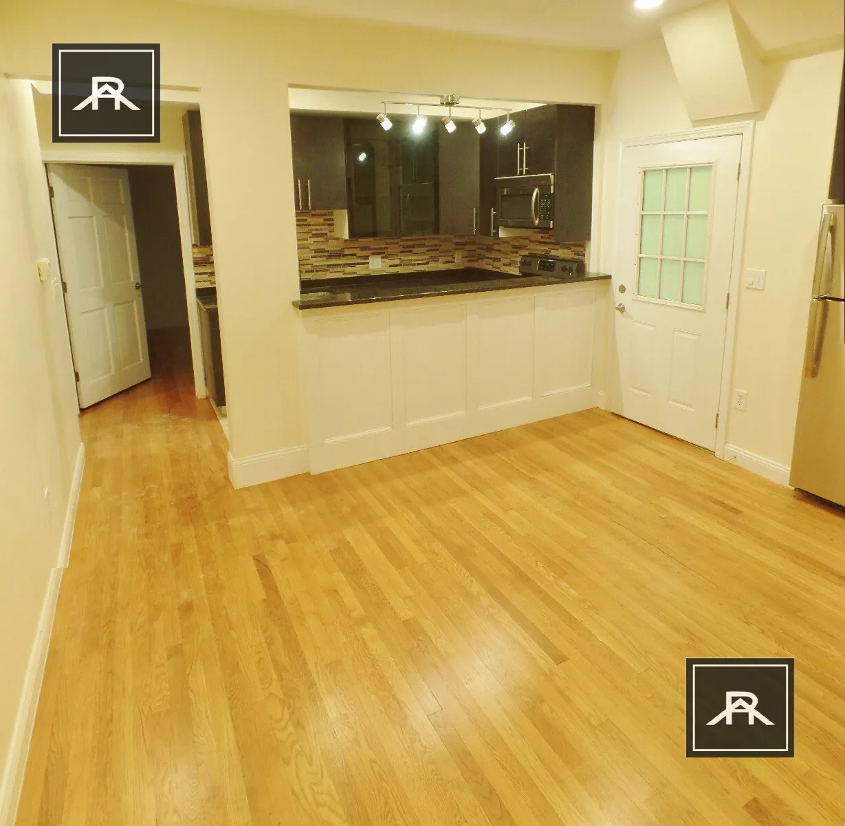 4 bed, 2 bath apartment for rent at 1801 Beacon St Unit 6, Brookline — photo 2 of 11