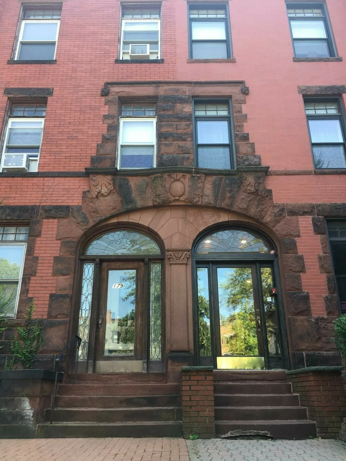 3 bed, 2 bath apartment for rent at 1801 Beacon St Unit 8, Brookline — photo 29 of 30
