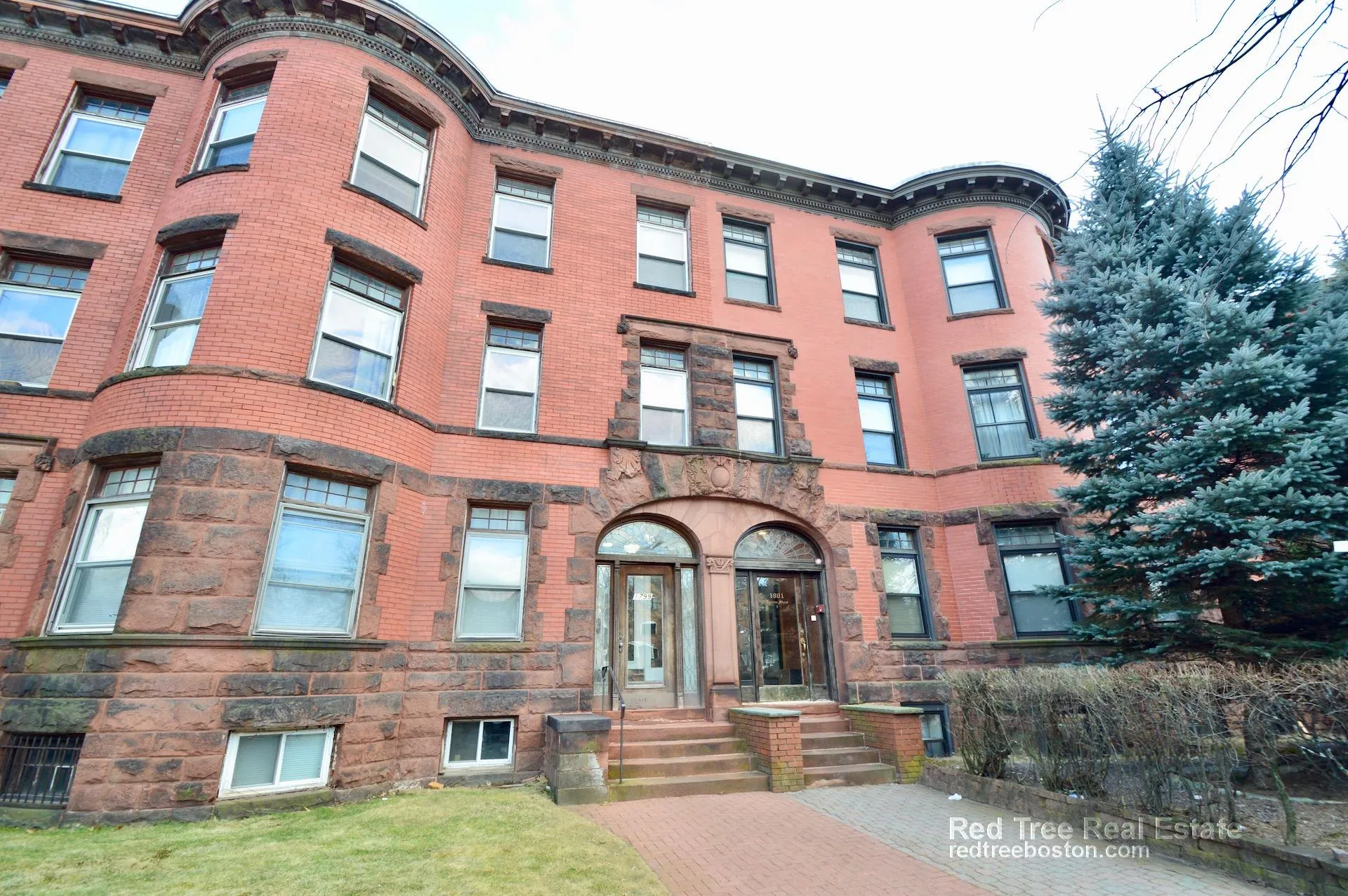 3 bed, 2 bath apartment for rent at 1801 Beacon St Unit 8, Brookline — photo 27 of 30